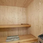 Hébergement de vacances Awesome In With Sauna *