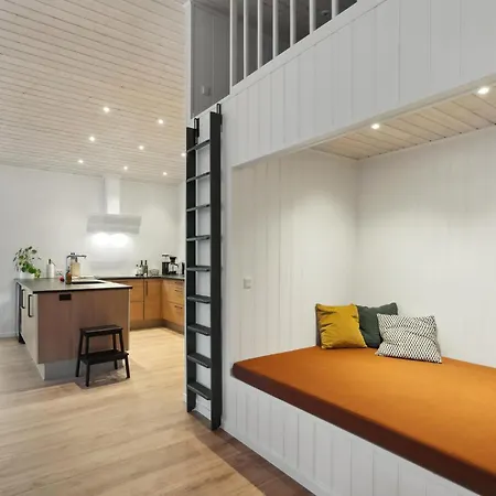 Holiday home Awesome In With Sauna Hojslev